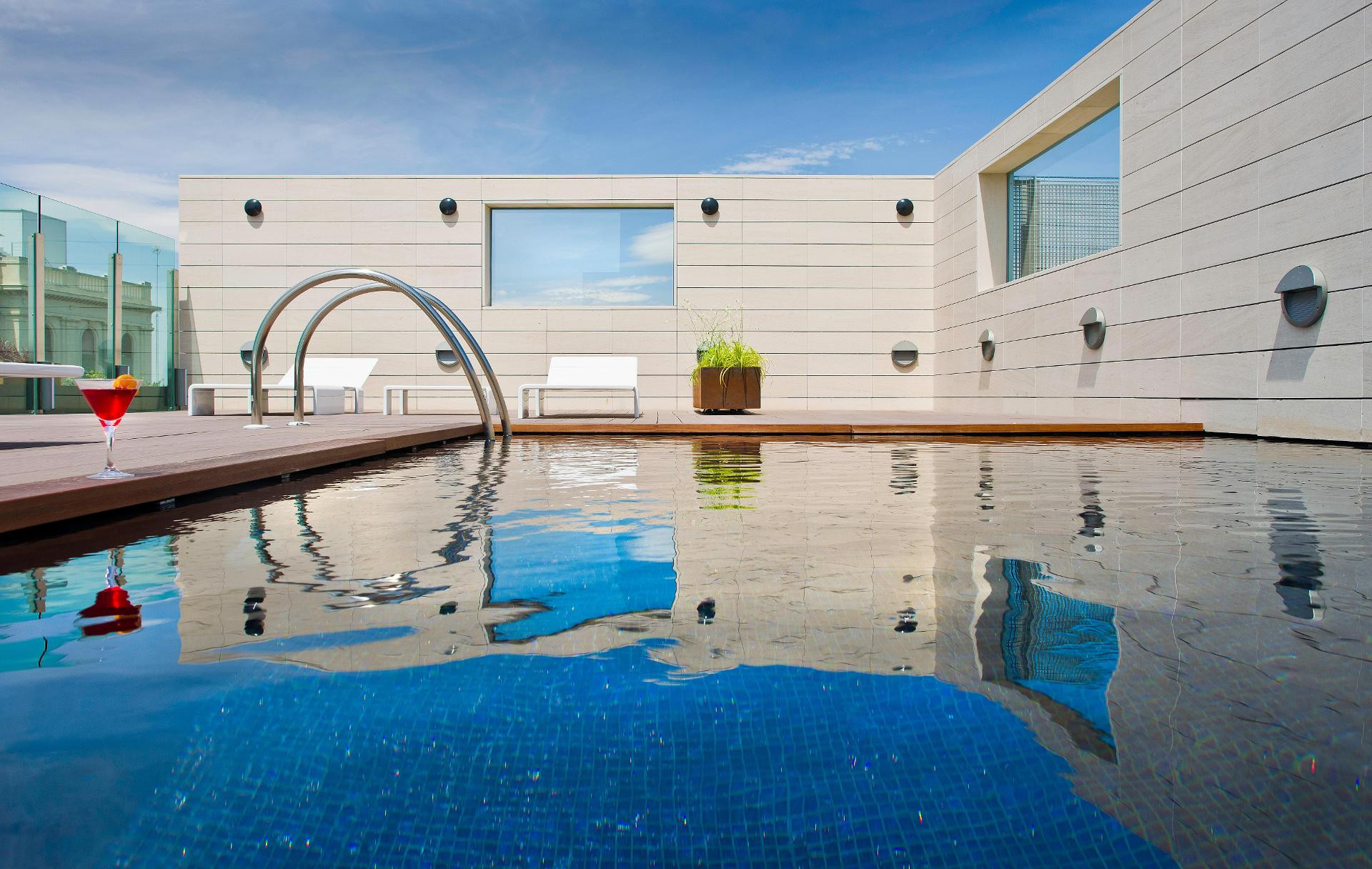 Vista Piscina Hotel Alfonso