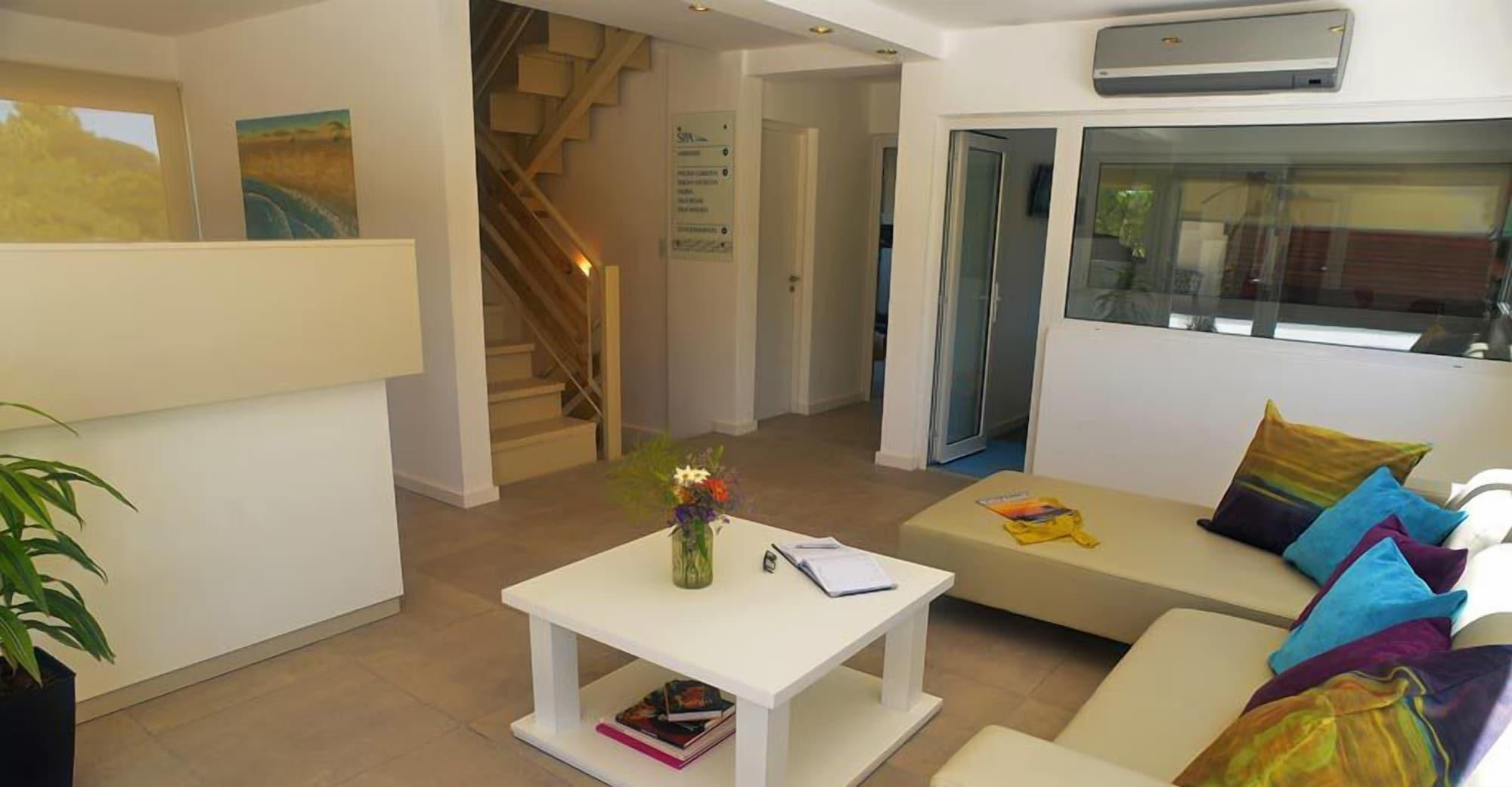 Vista Lobby Farnese Apart & Spa