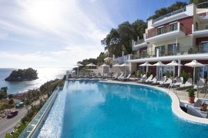 Alojamiento - Irida Parga