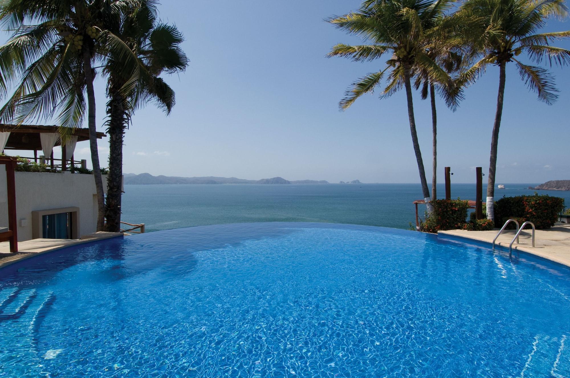 Vista Piscina Hotel Punta Serena & Resorts- Couples Only