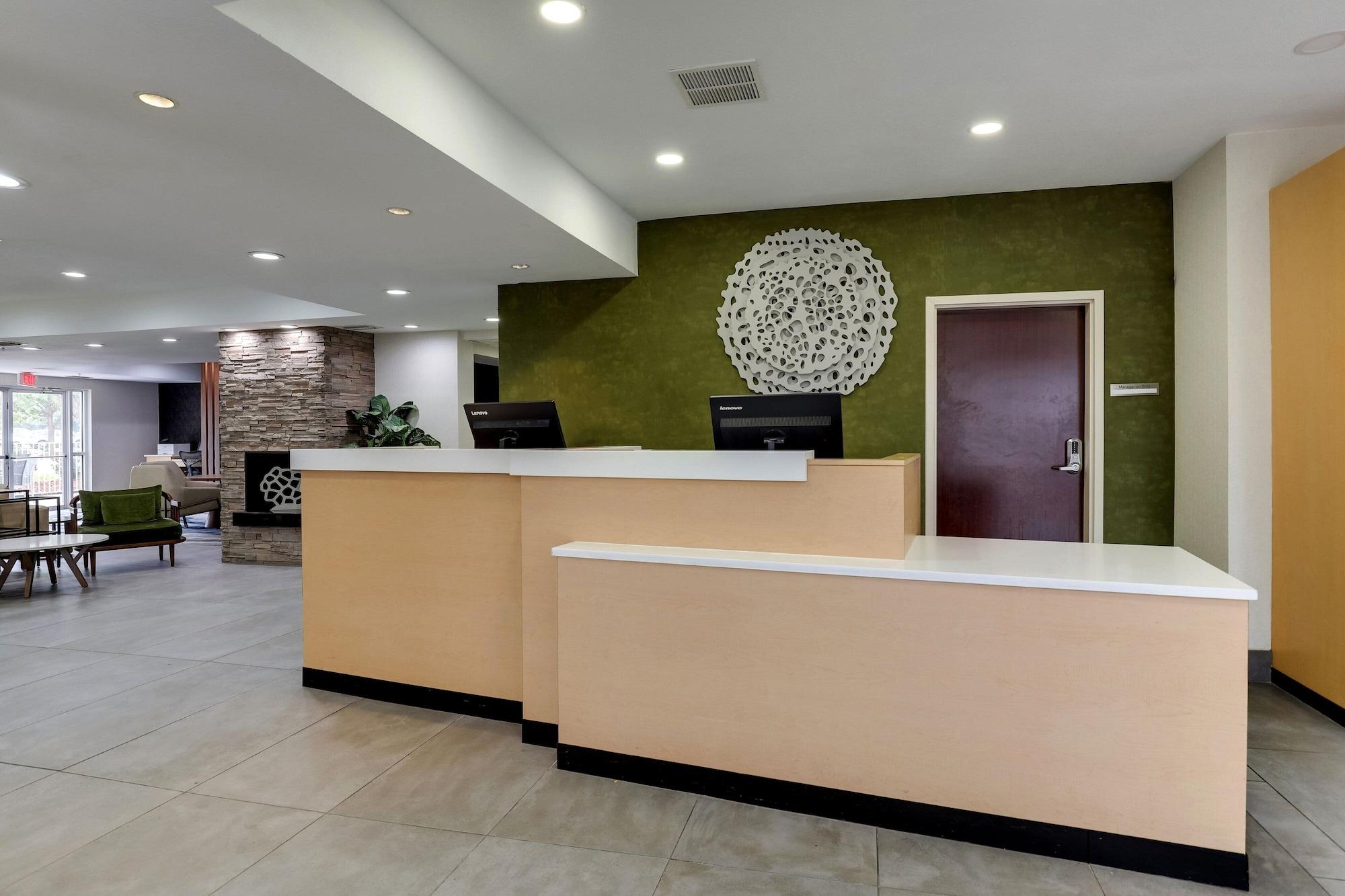 Vista Lobby Fairfield Inn & Suites Dallas Las Colinas