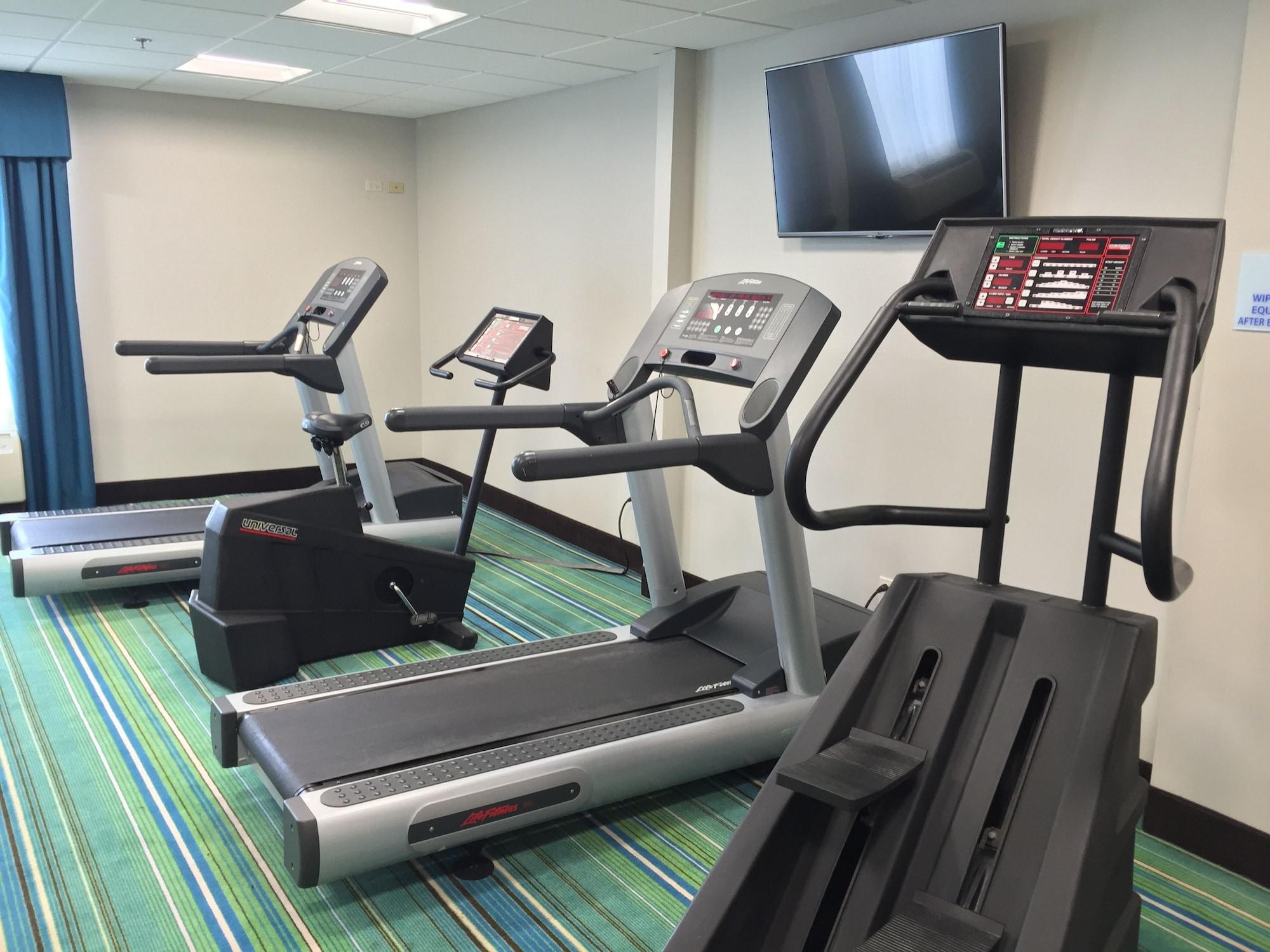 Gimnasio Holiday Inn Express Chicago NW - Arlington Heights by IHG
