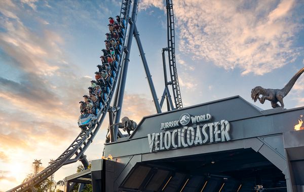 Jurassic World VelociCoaster