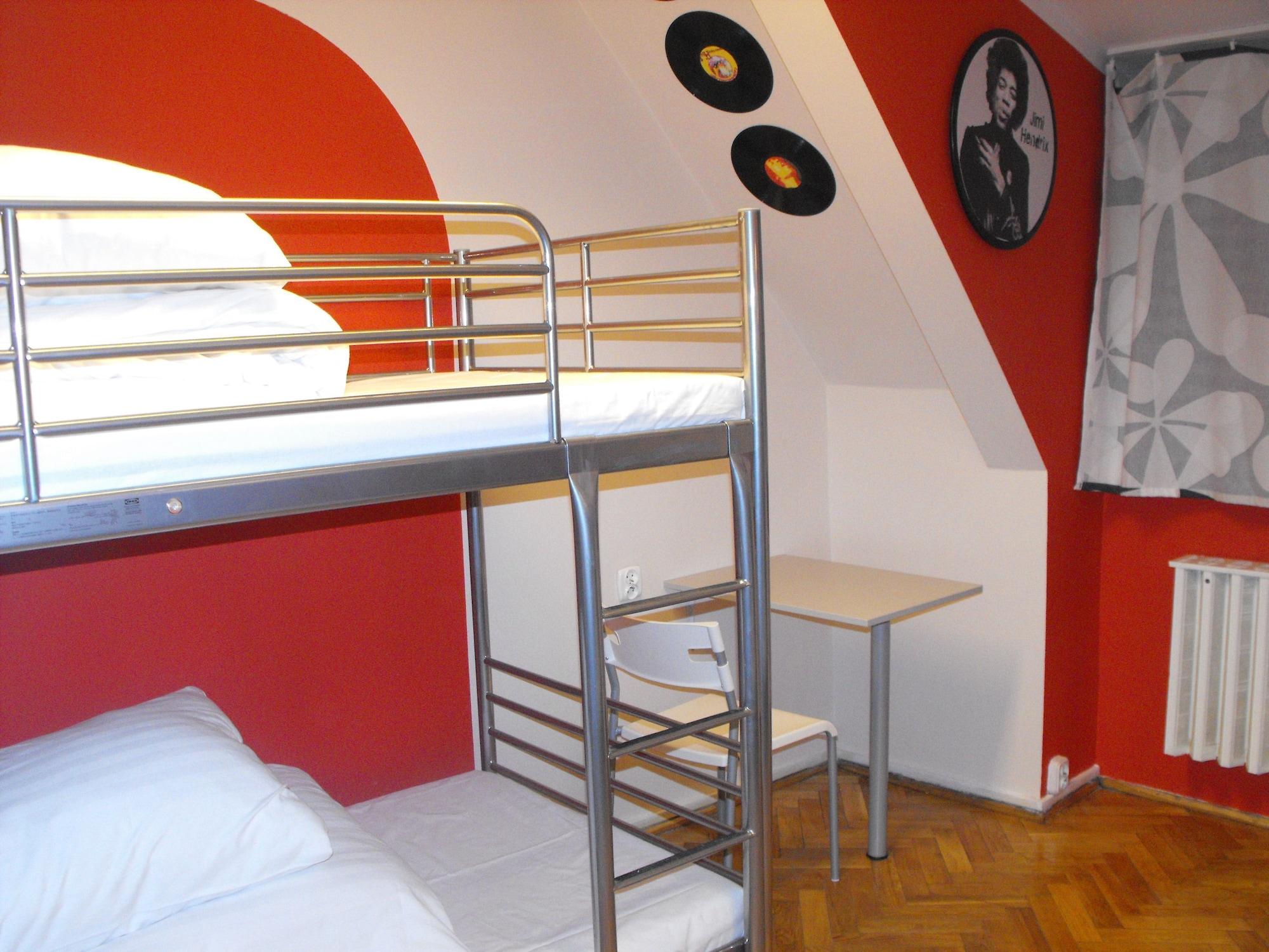 Habitación La Guitarra Hostel