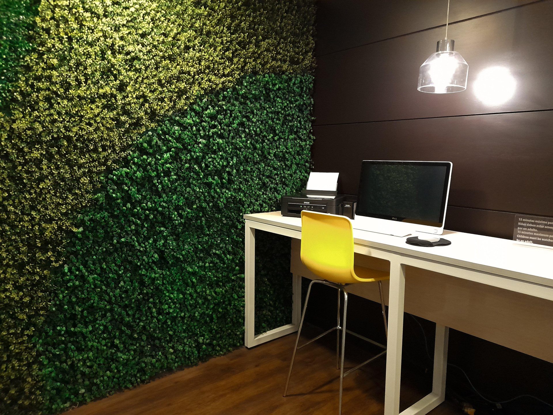 Vista Exterior Holiday Inn Guatemala City by IHG