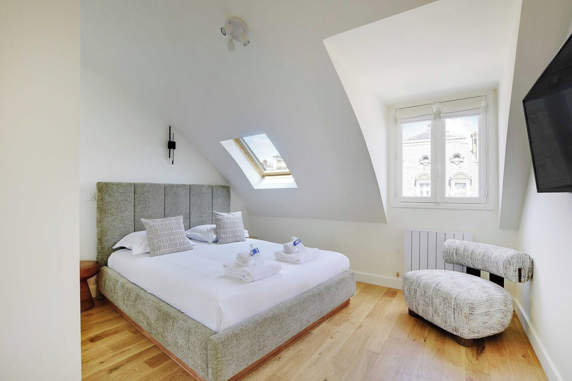 Habitación Apt a/c 3br/6p - Saint-lazare/les Champs Elysee
