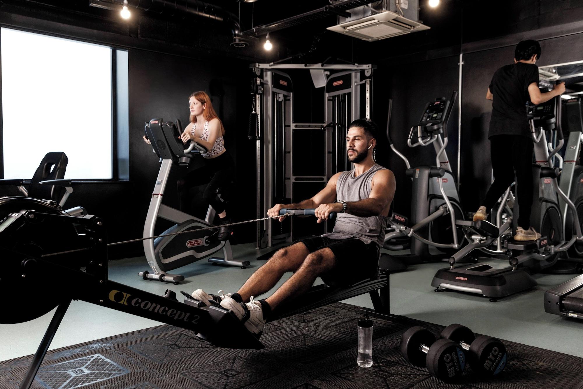 Gimnasio Student Only Sky Plaza