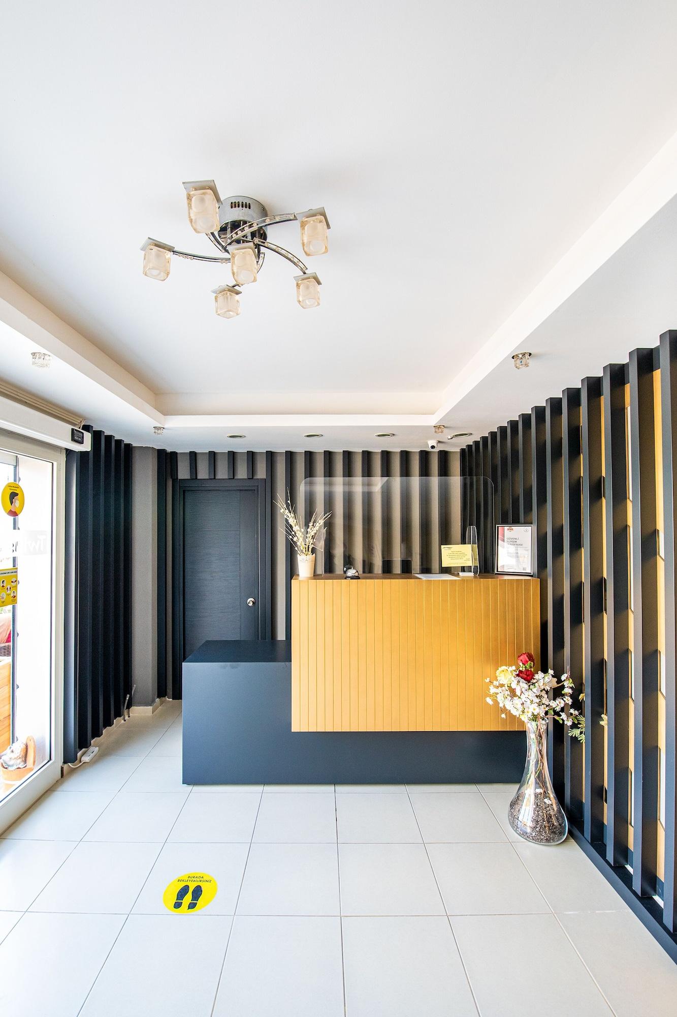 Vista Lobby Twins Hotel