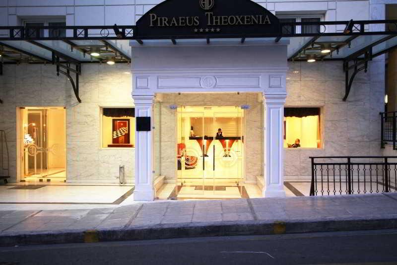 Vista Exterior Piraeus Theoxenia