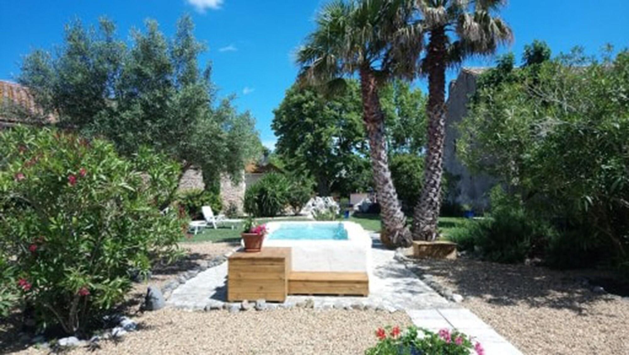 Comodidades del Alojamiento Au Jardin d'Amphora