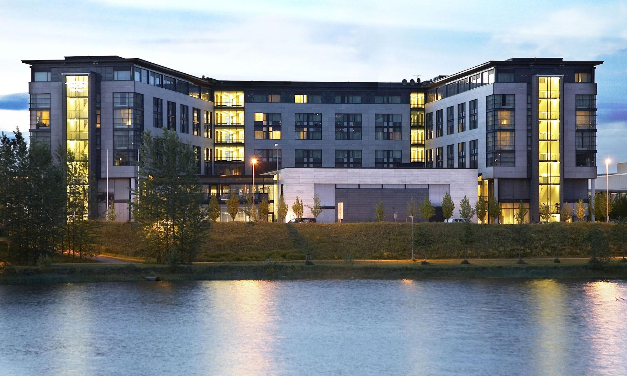 Vista Exterior Thon Hotel Arena