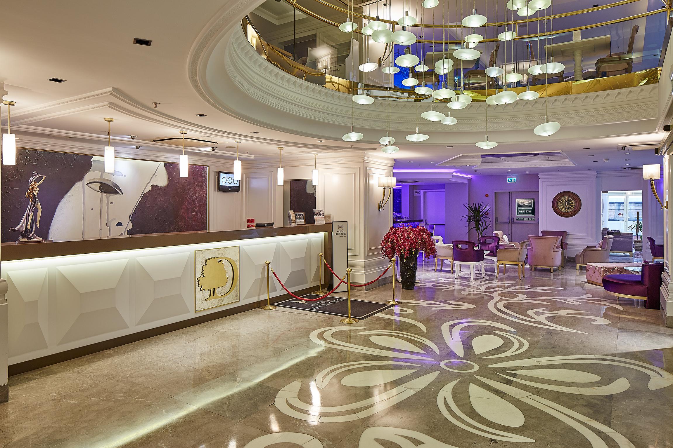 Vista Lobby Doubletree By Hilton Hotel Izmir - Alsancak