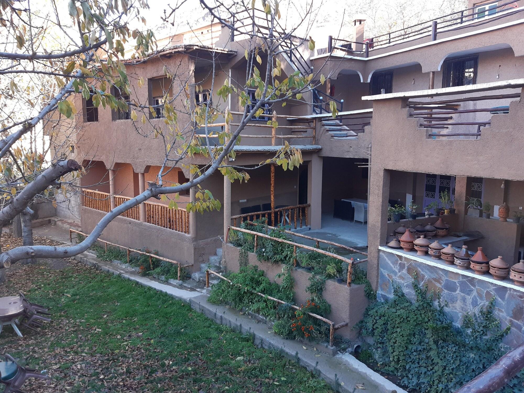 Varios Auberge La Vallée Imlil