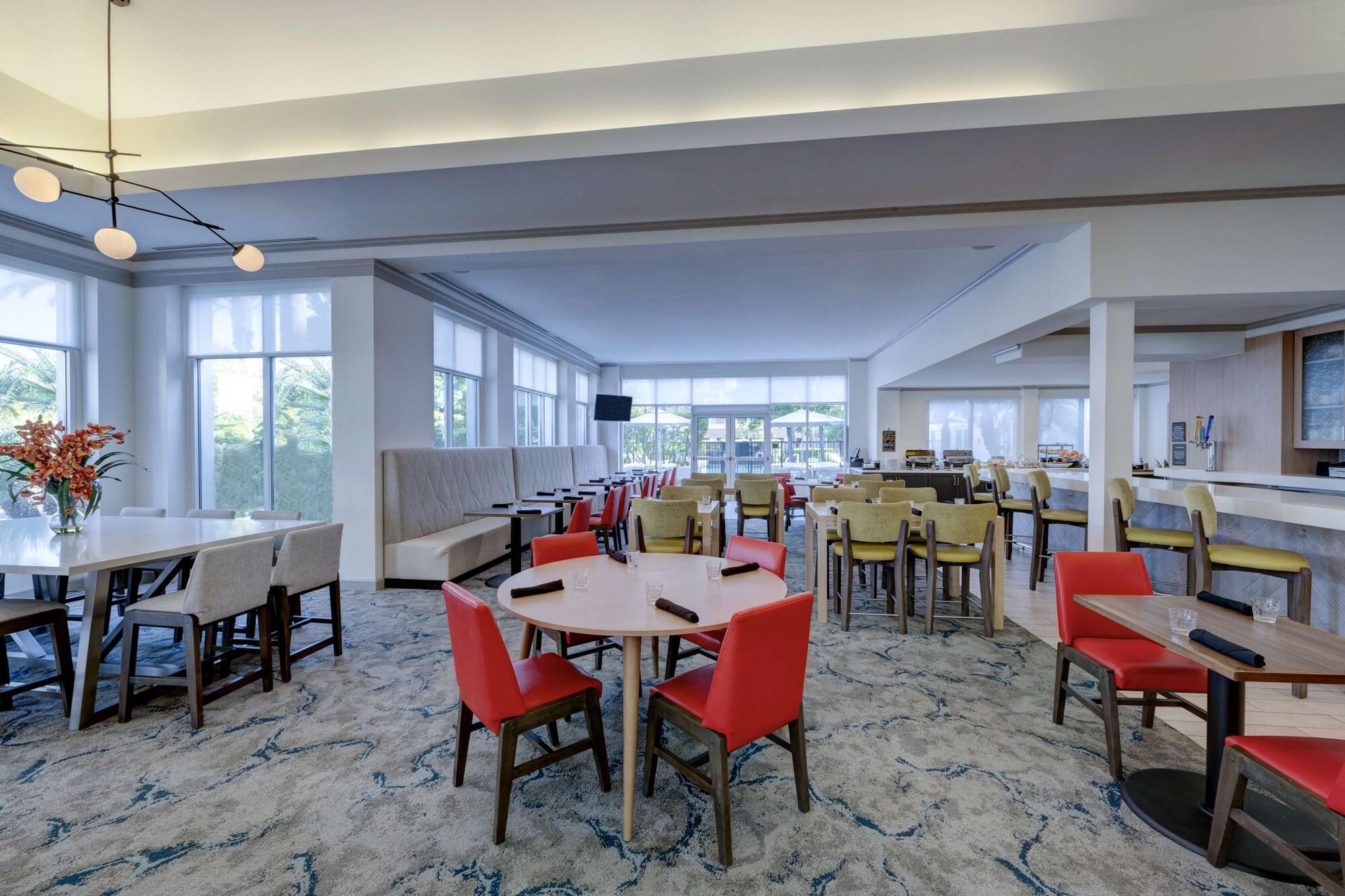 Restaurant Hilton Garden Inn Anaheim Garden Grove