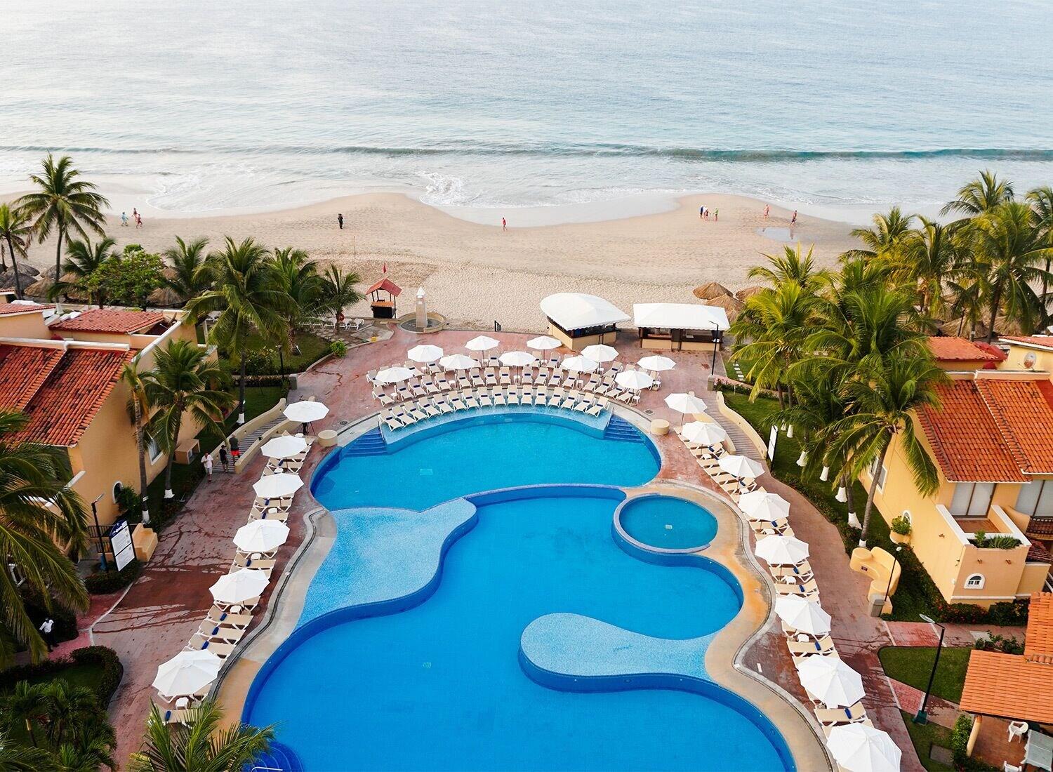 Varios Condominios Ixtapa Rentals