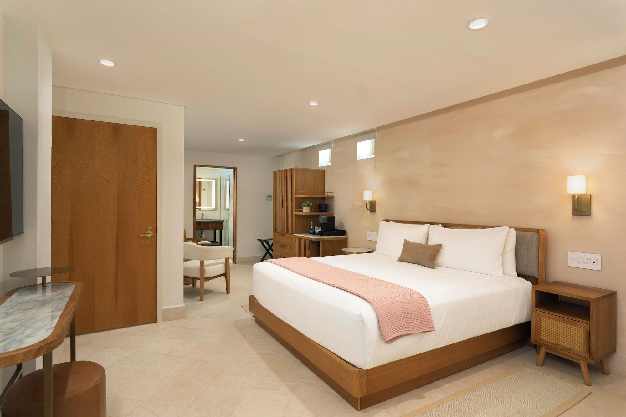 Habitación Alma San Juan, Puerto Rico, Autograph Collection