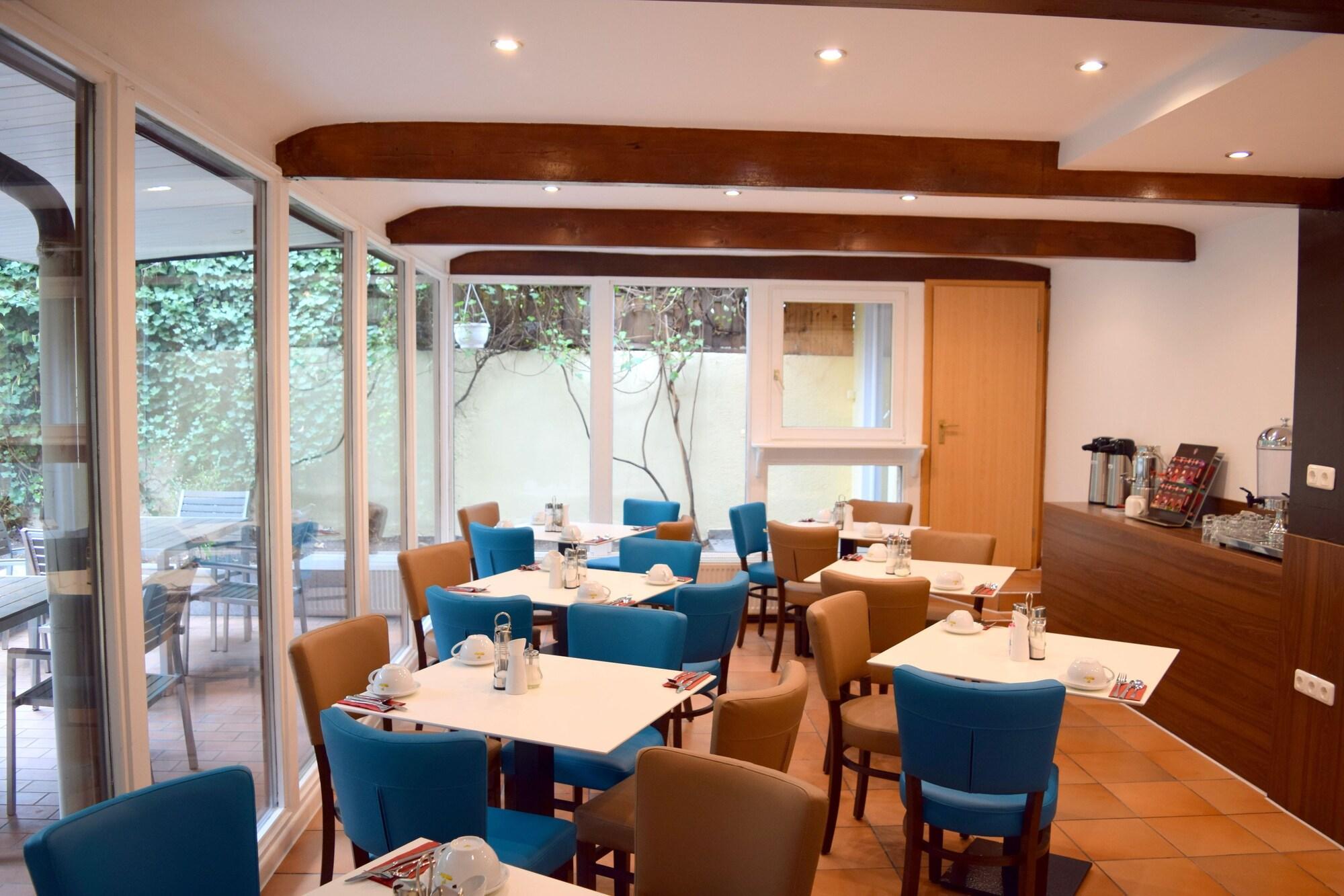 Vista Exterior Trip Inn Budget Messe