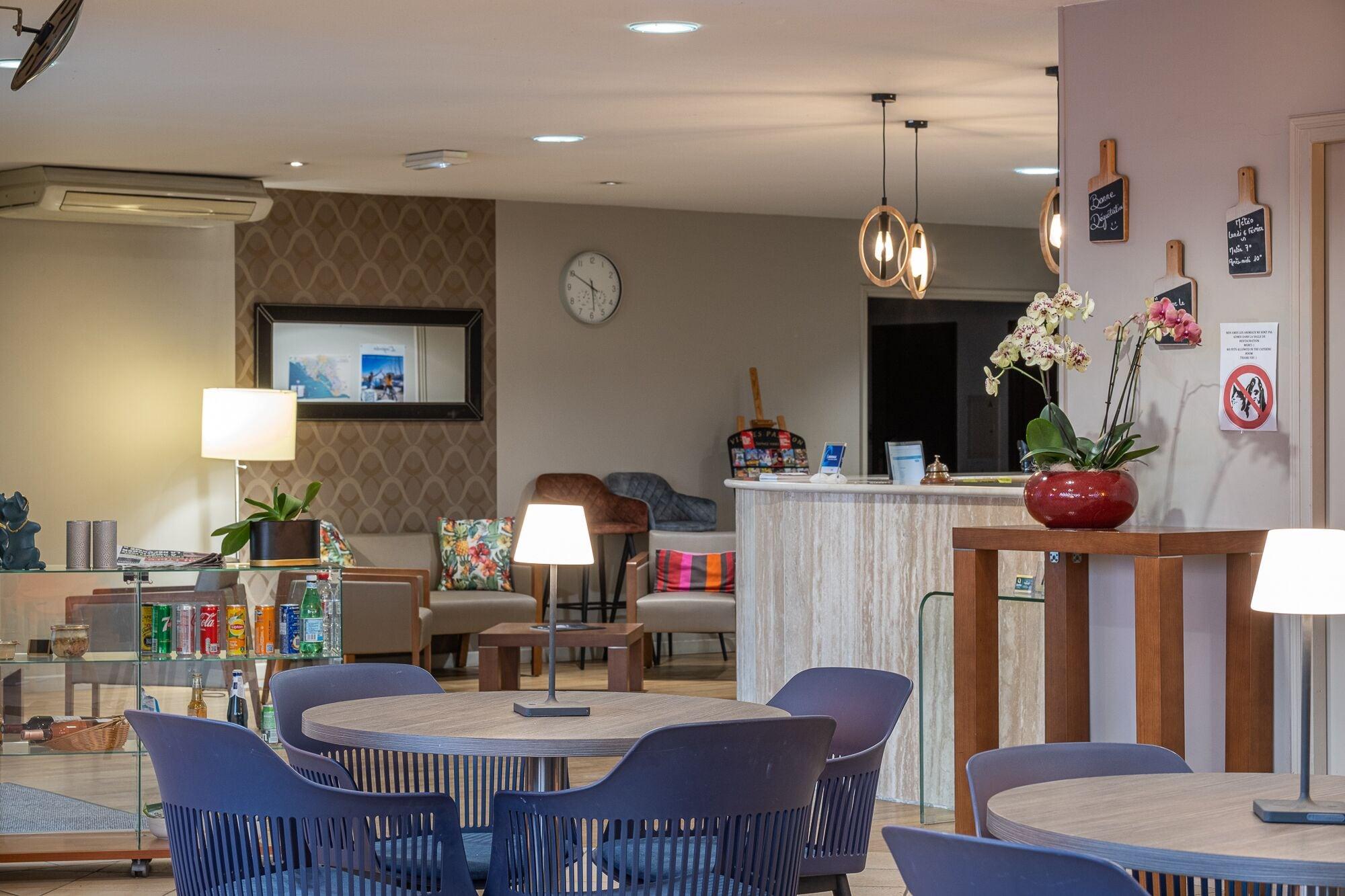 Vista Lobby The Originals City Hotel Hippocampe Sète Balaruc