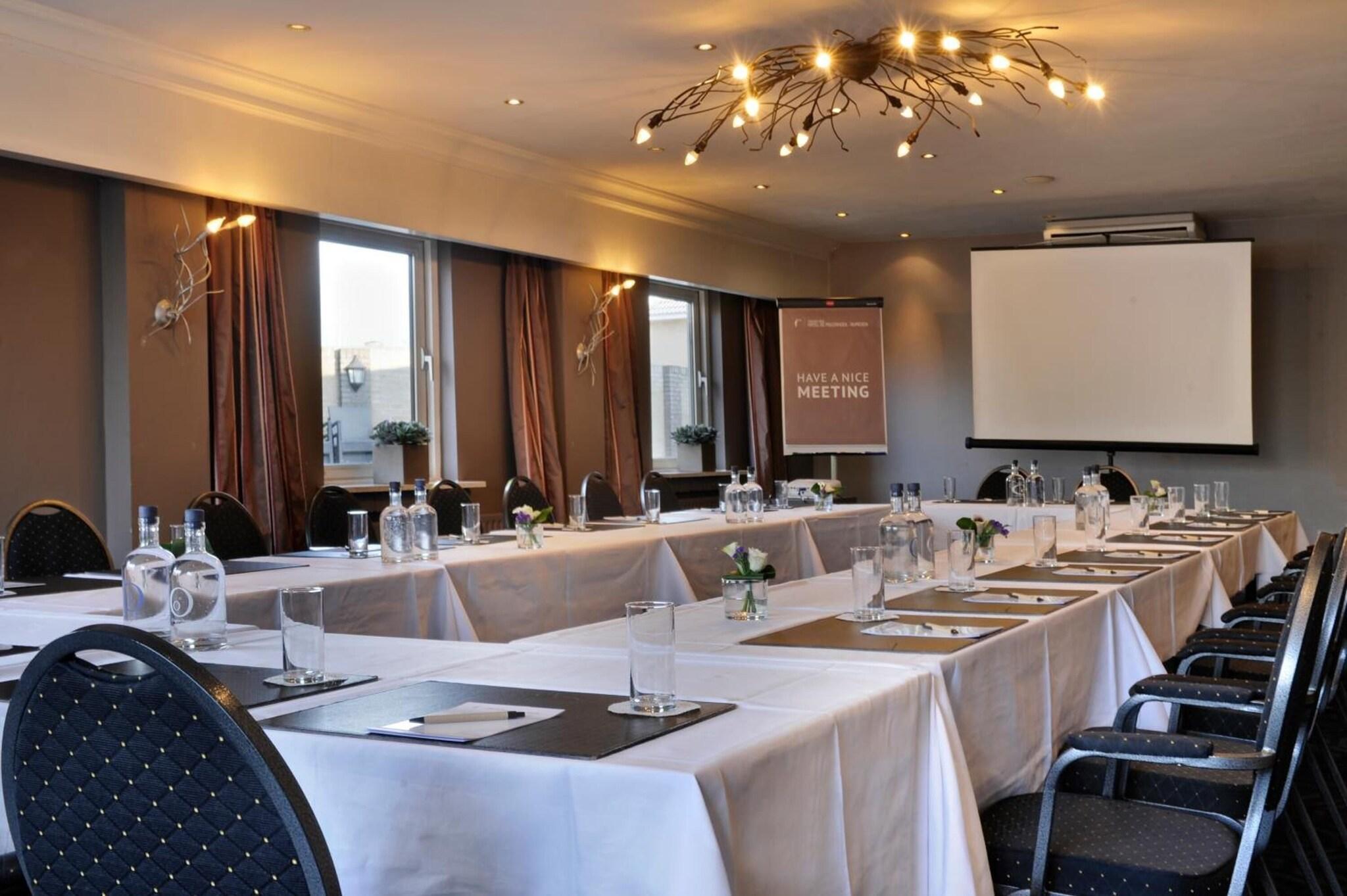 Centro de Negocios Van der Valk Hotel De Molenhoek-Nijmegen