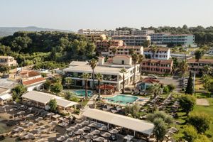 Alojamiento - Robolla Beach Aparthotel