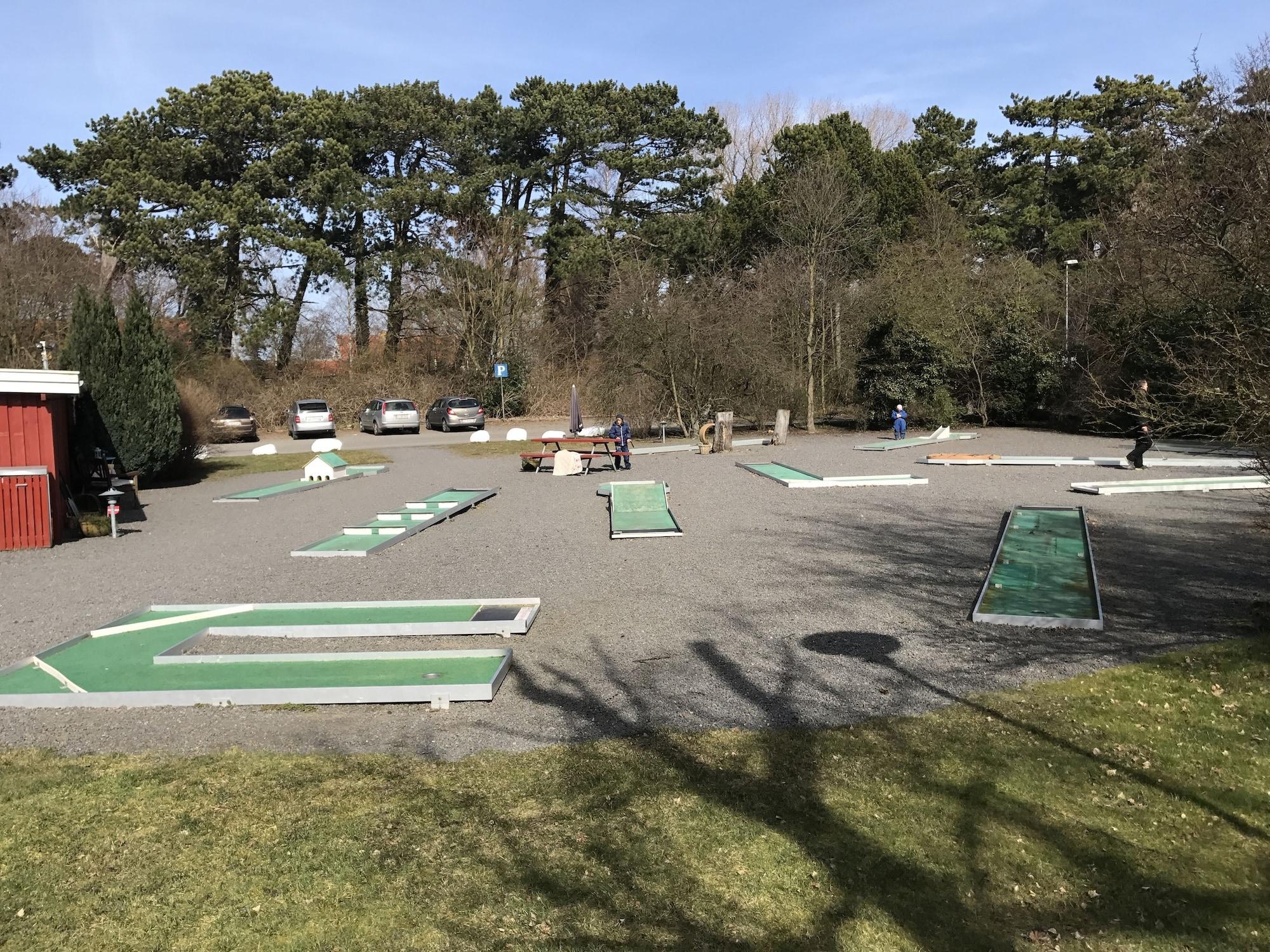 Campo de Golf Rønne Vandrerhjem - Hostel