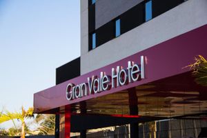 Alojamiento - Summit Suites Hotel - Cacapava