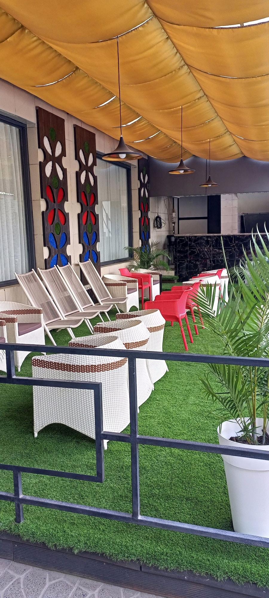 Vista Exterior Platinum Cocotiers Hotel