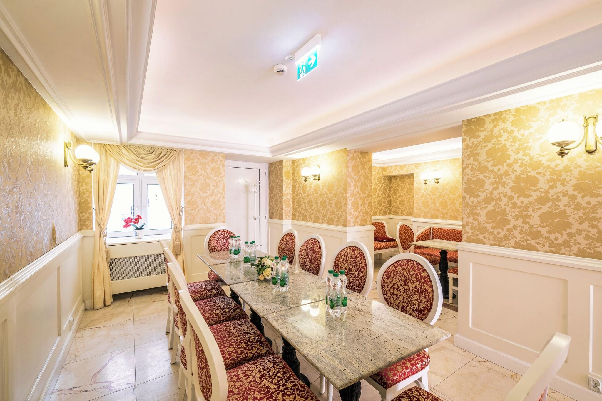 Bar/Salón Hotel Europejski