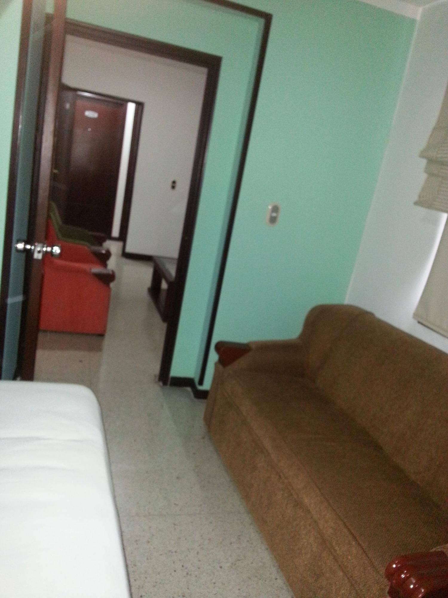 Set de Habitación Hotel Plaza Mayor Cali