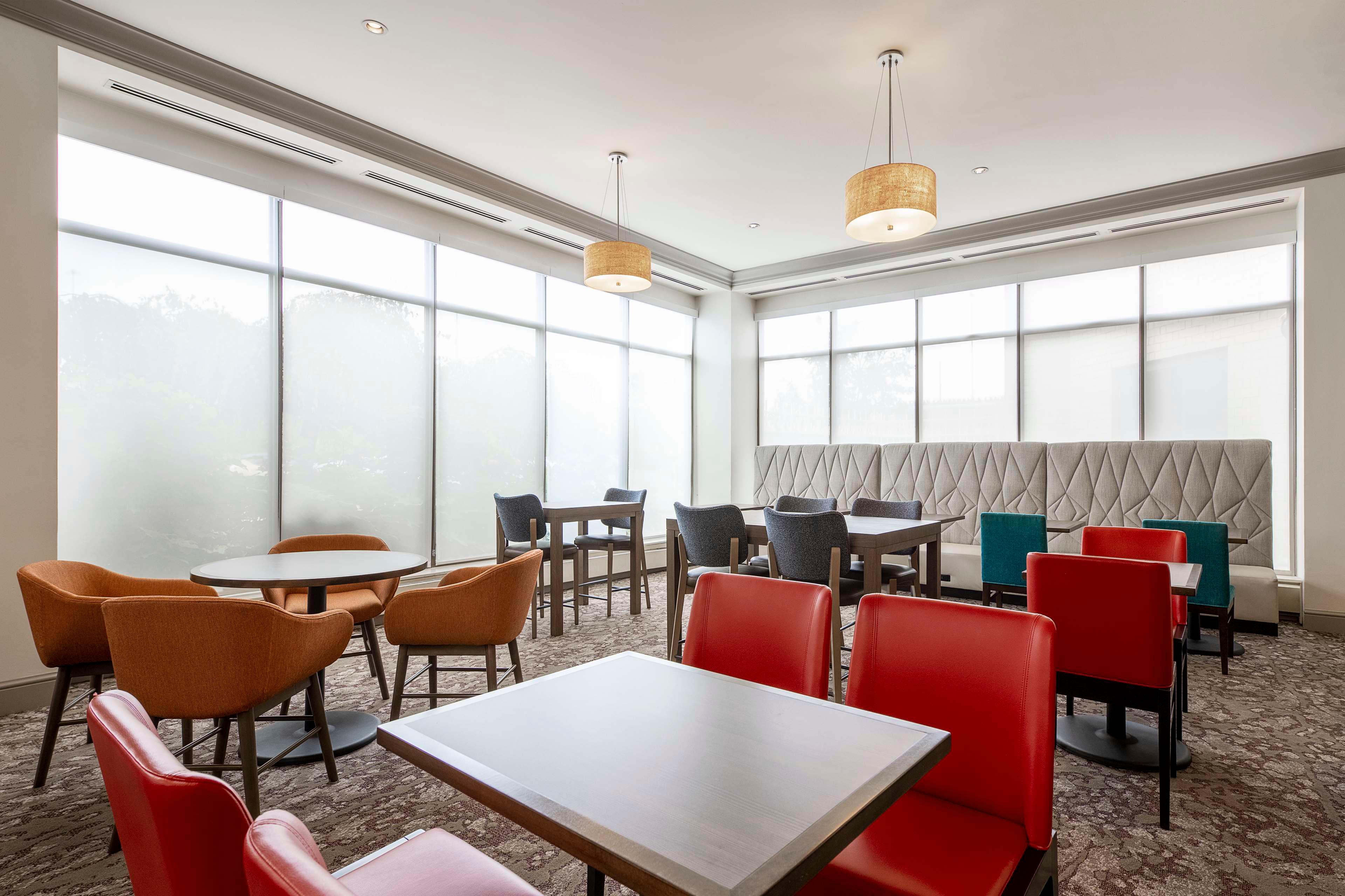Restaurant Hilton Garden Inn Cleveland Downtown