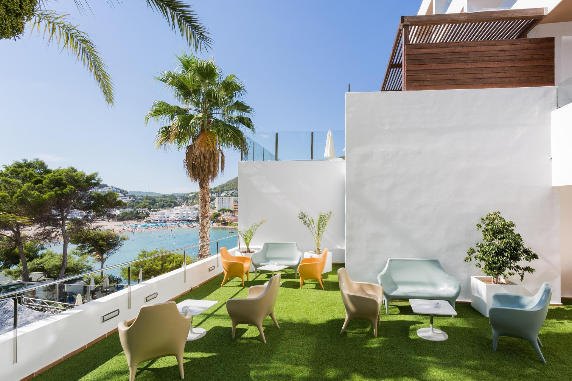 Vista Exterior Palladium Hotel Cala LLonga