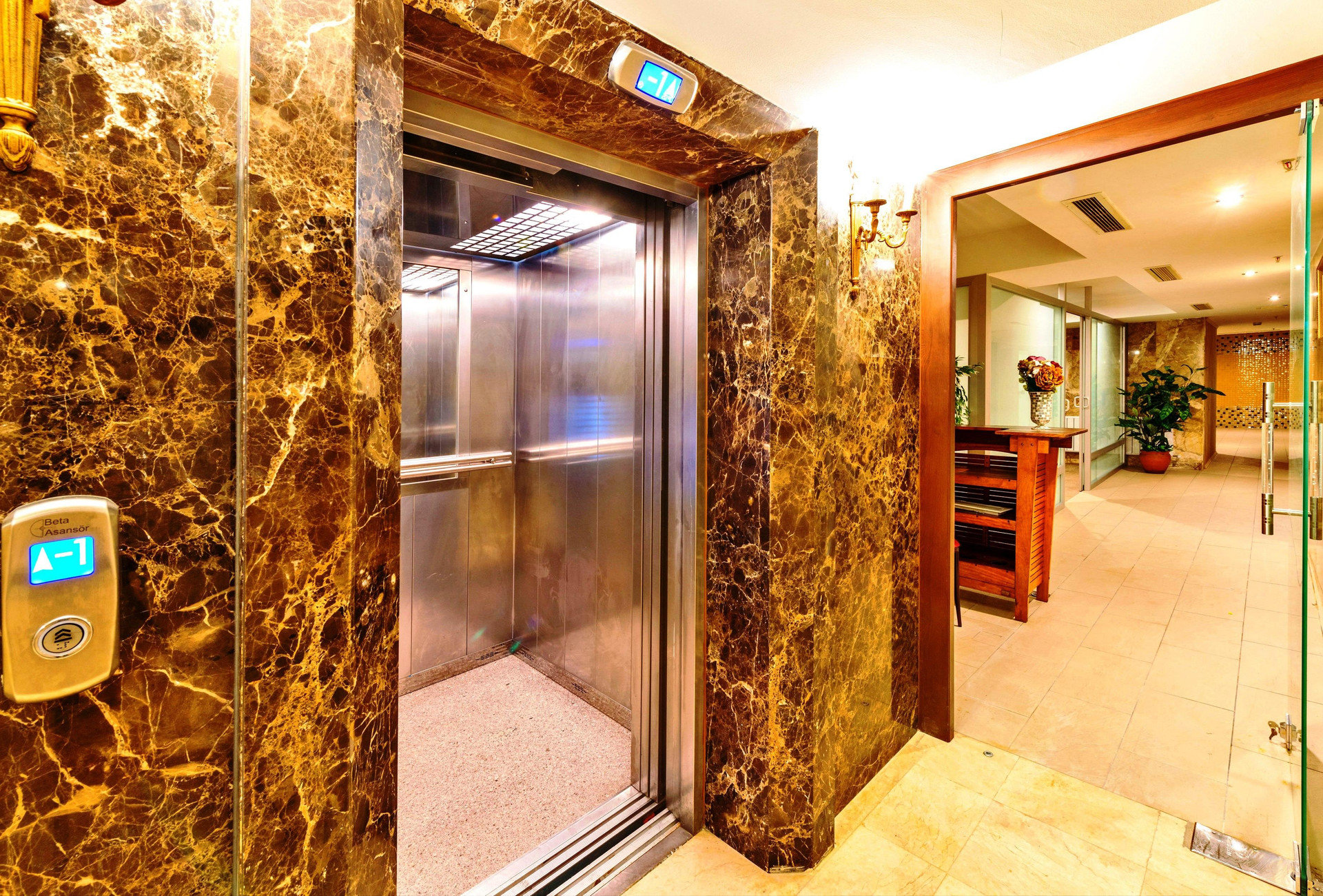 Restaurant Dab Hotel