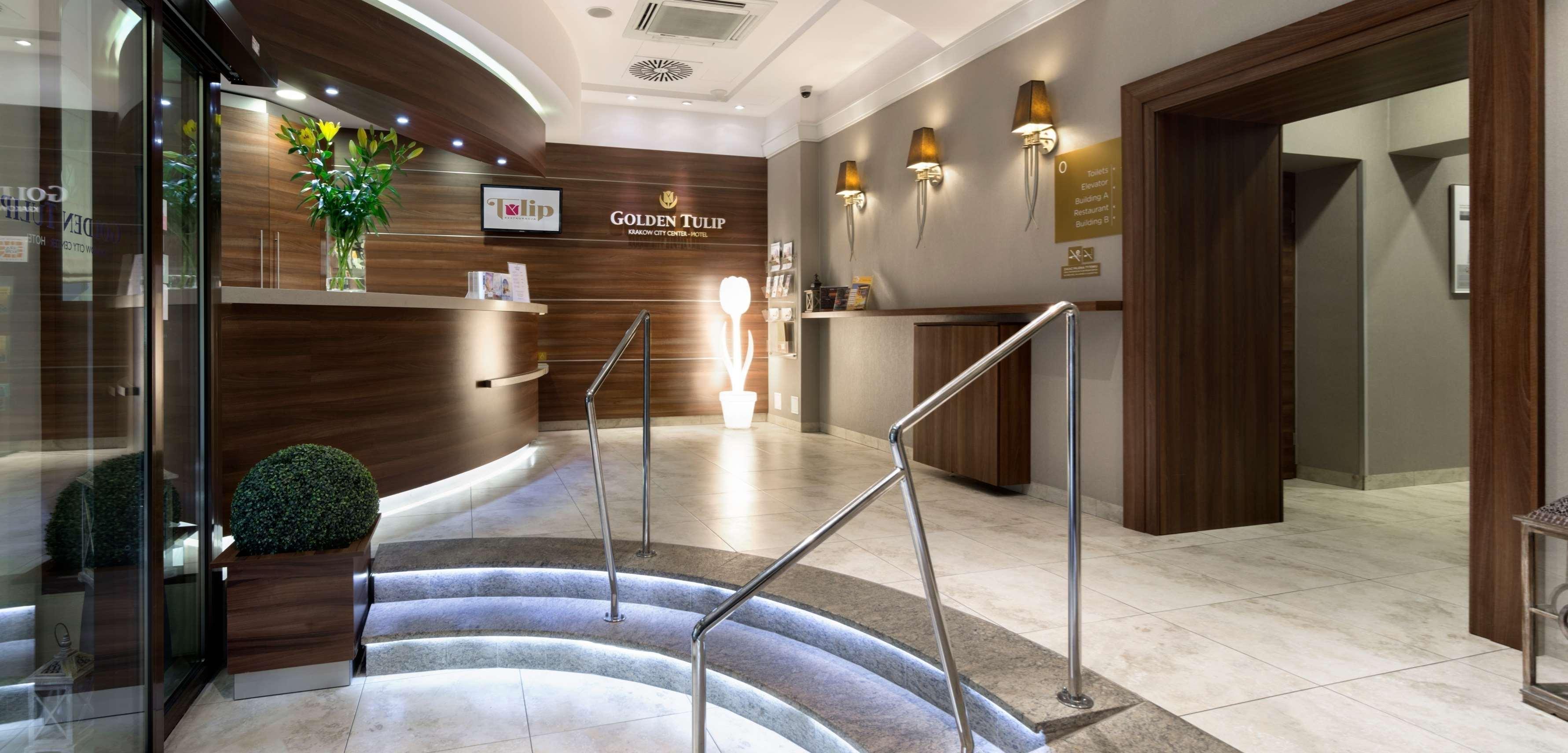 Vista Lobby Golden Tulip Krakow City Center