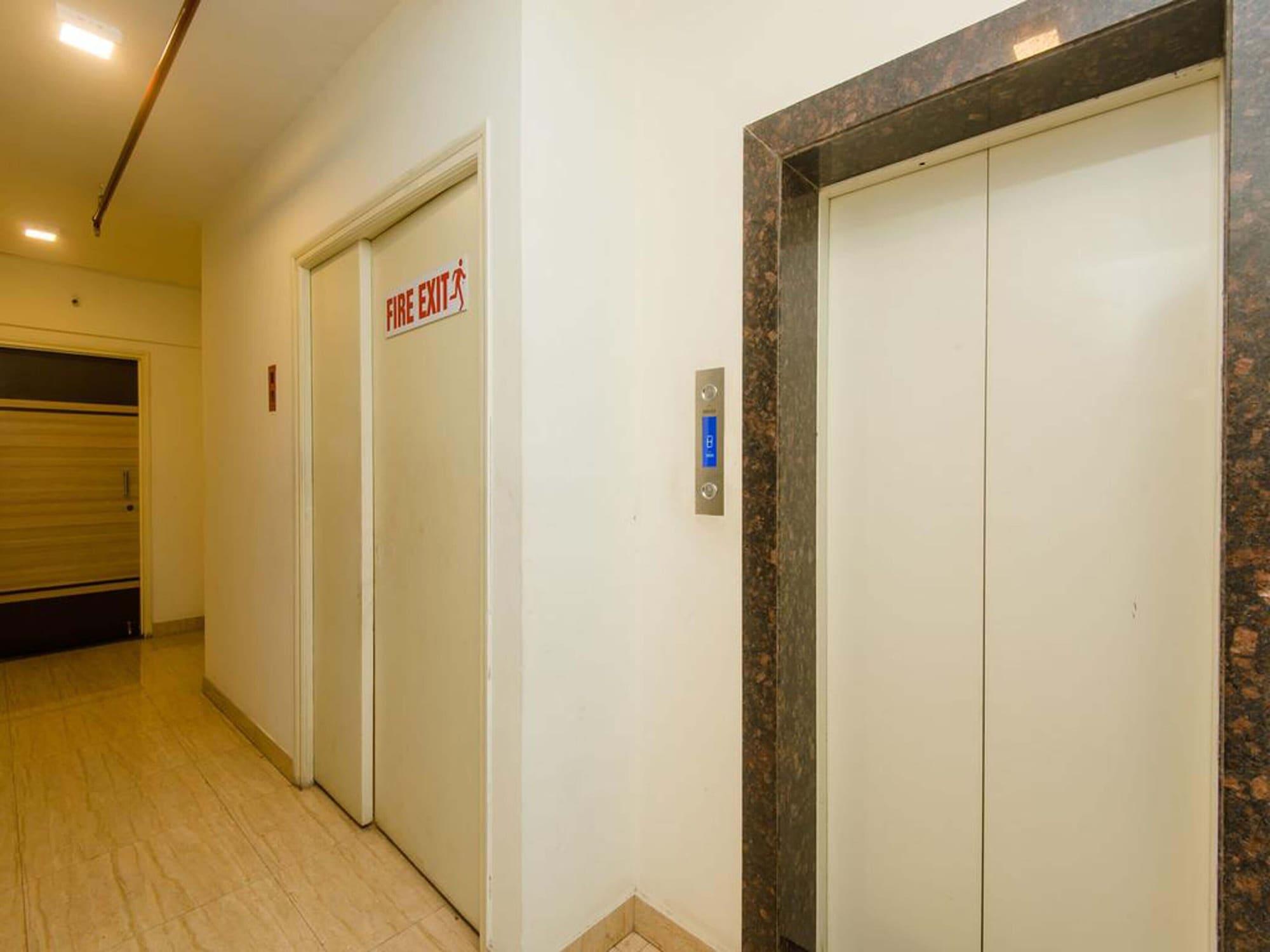 Varios Hotel Powai Comfort