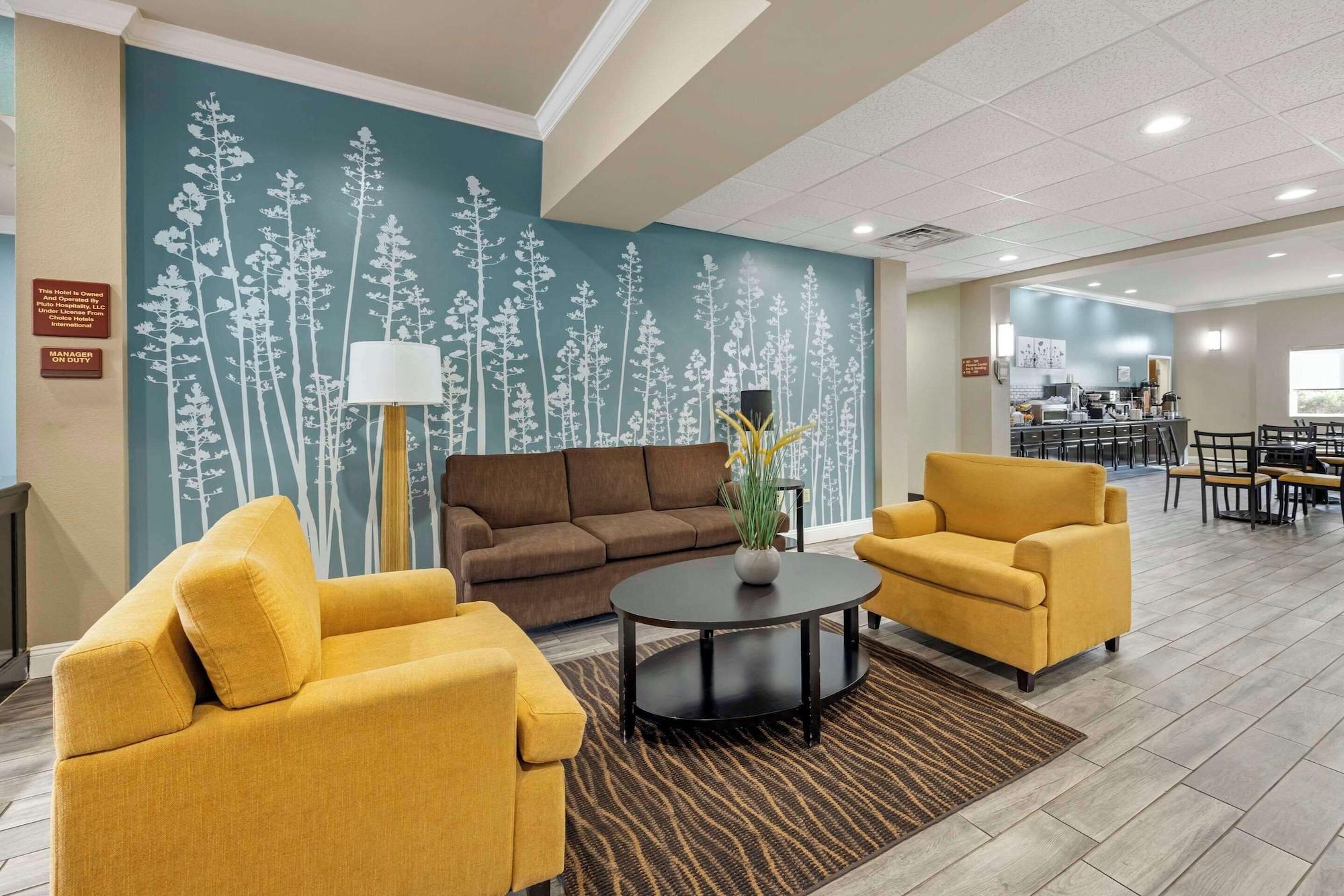 Vista Lobby Sleep Inn & Suites Huntsville near U.S. Space & Rocket Center