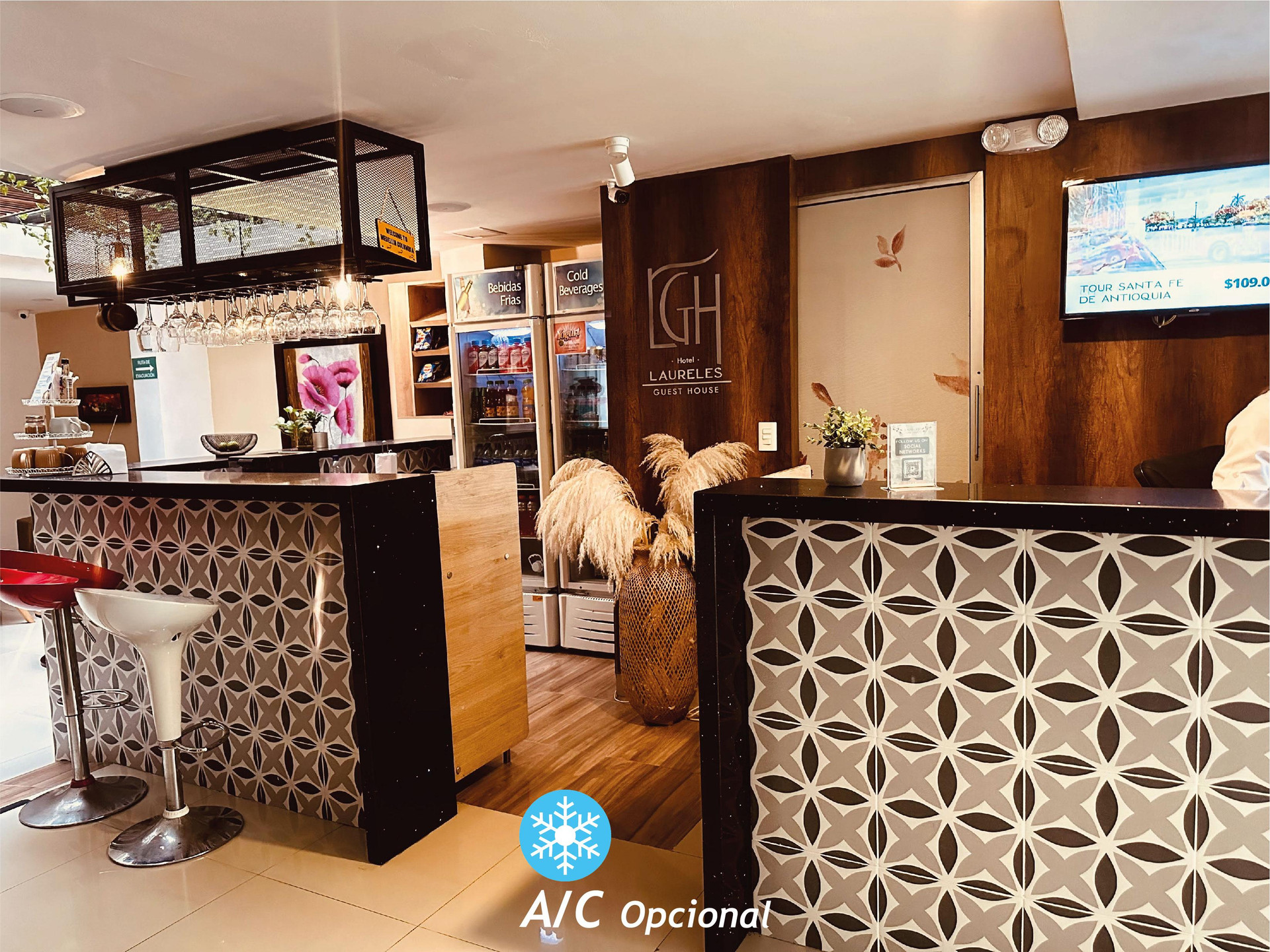 Vista Lobby LAURELES GUEST HOUSE (LGH HOTEL)