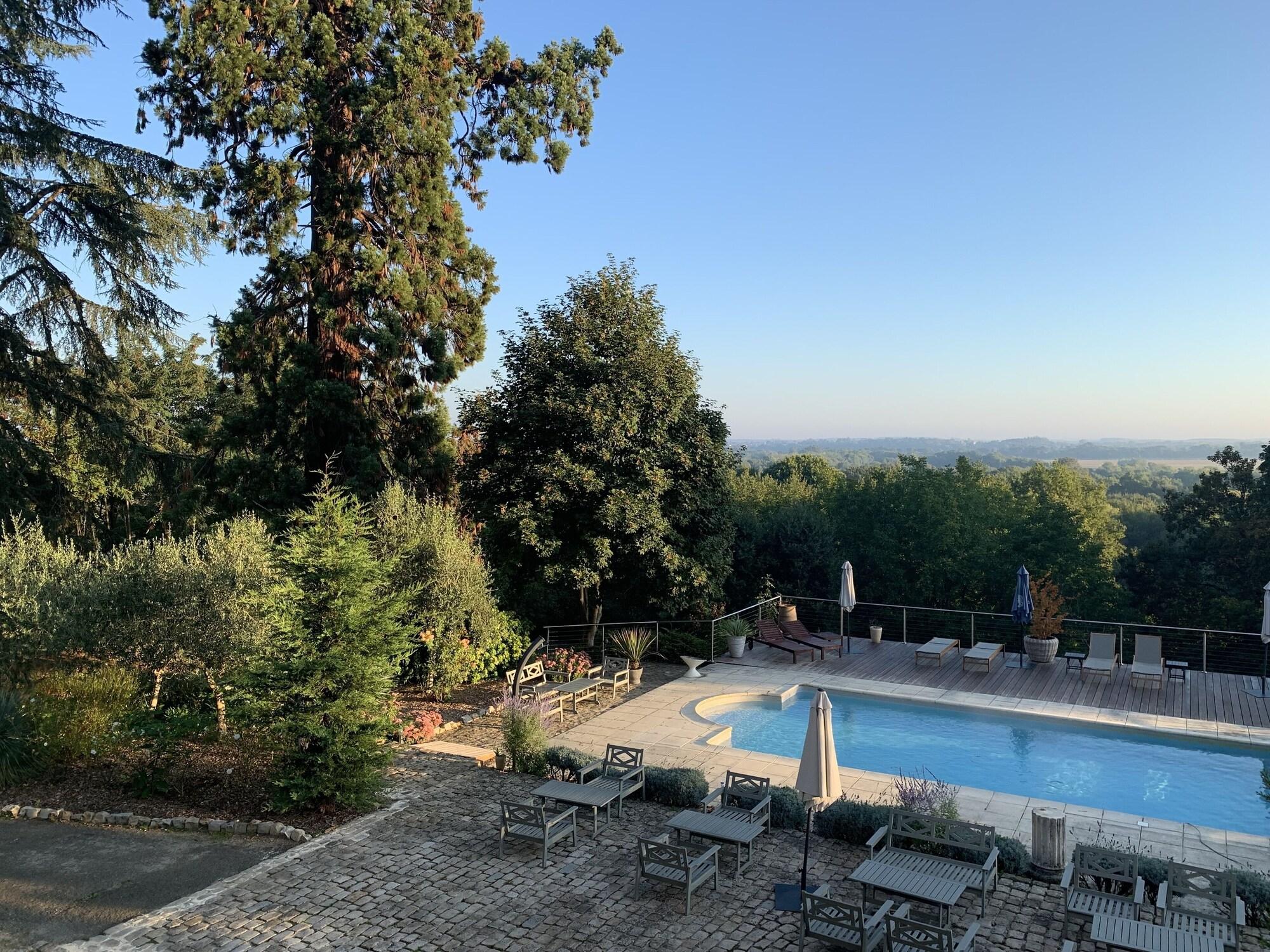 Vista Exterior Château des Forges