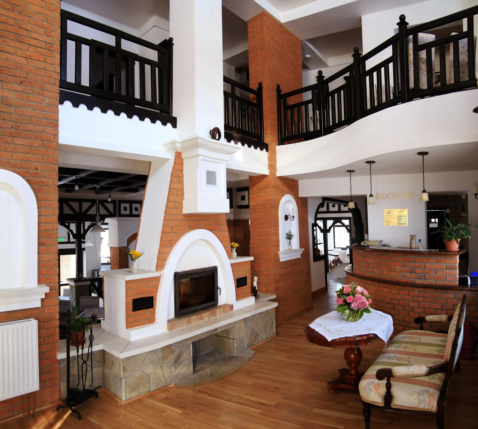 Vista Lobby Conacul Bratescu