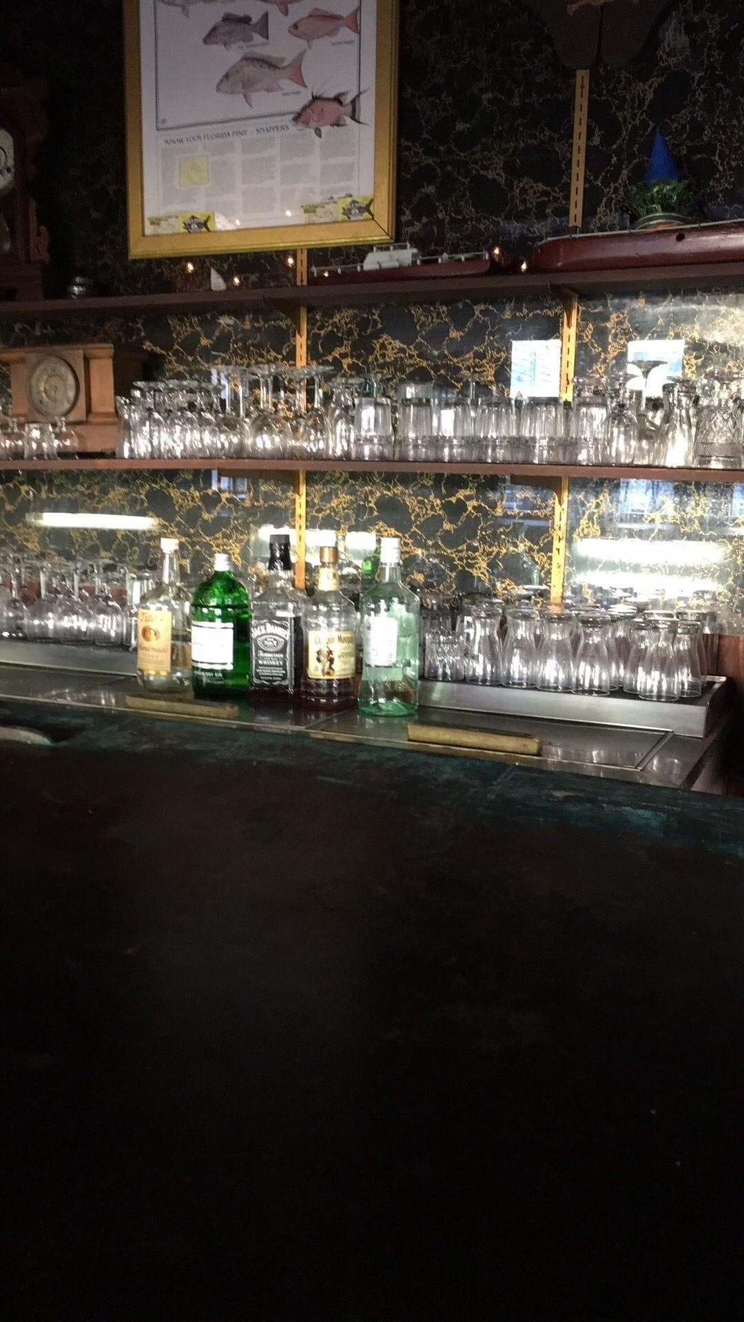 Bar/Salón Rod And Gun Club