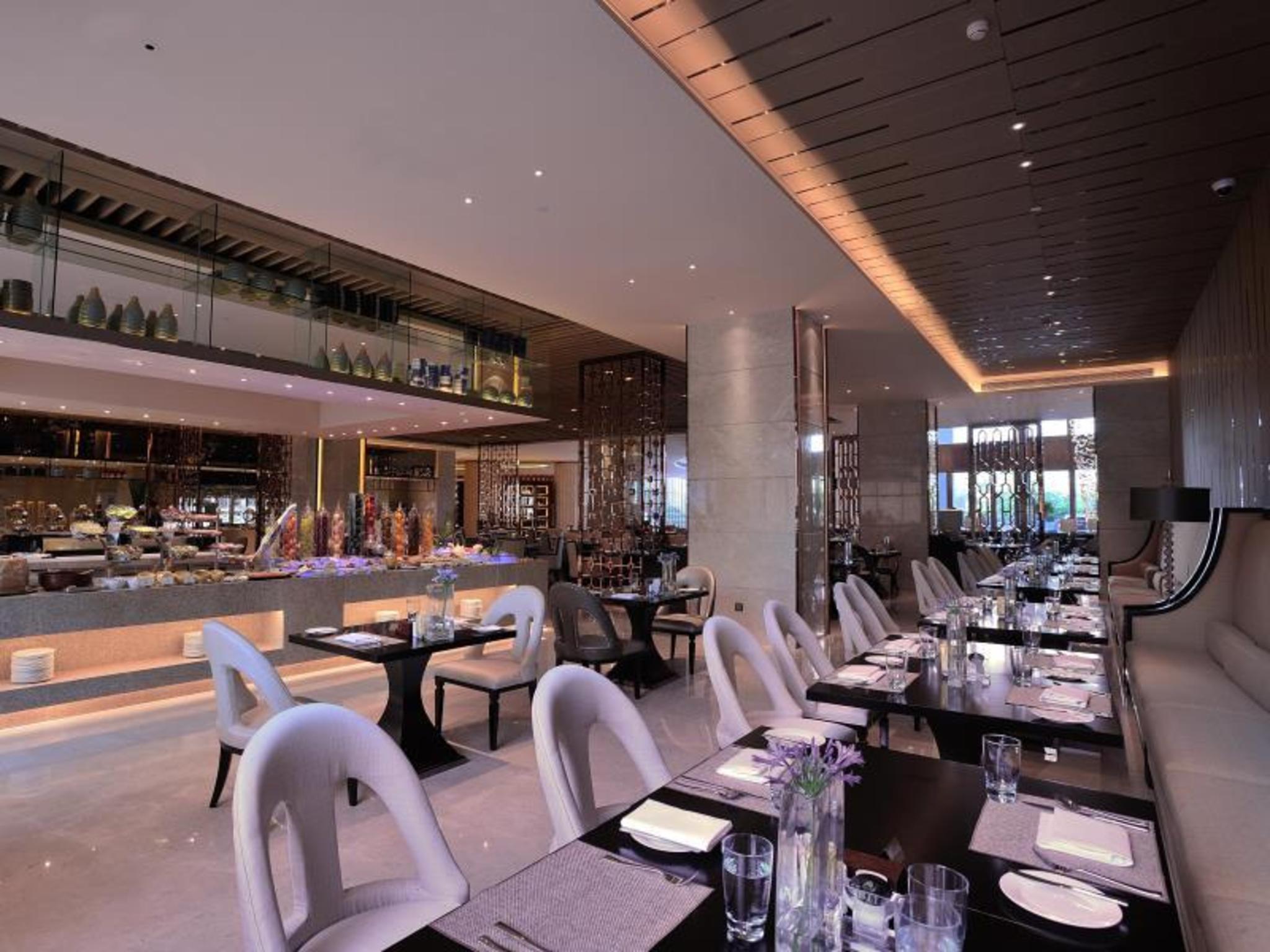 Restaurant Kande International Hotel