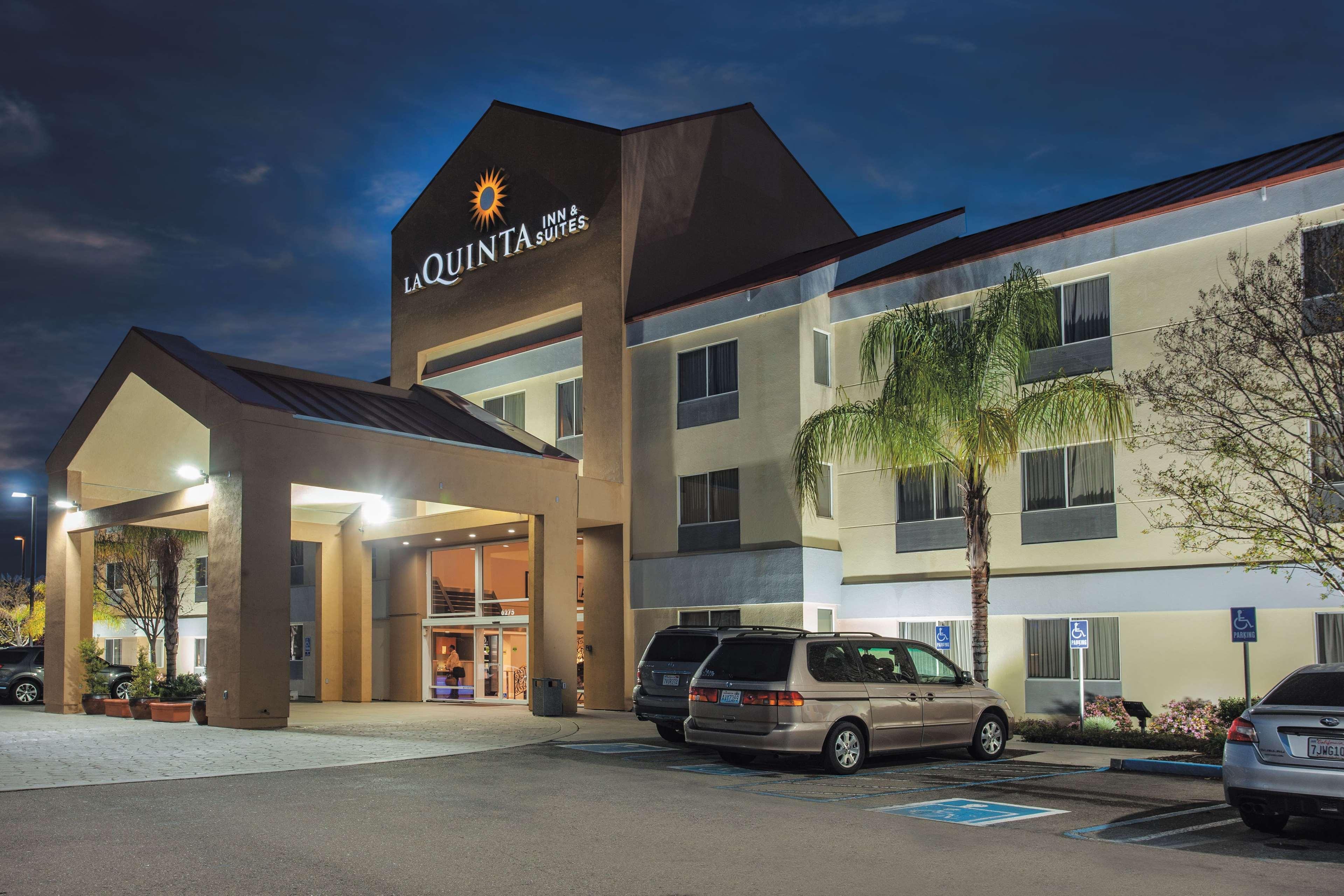 Vista Exterior La Quinta Inn & Suites by Wyndham Dublin - Pleasanton
