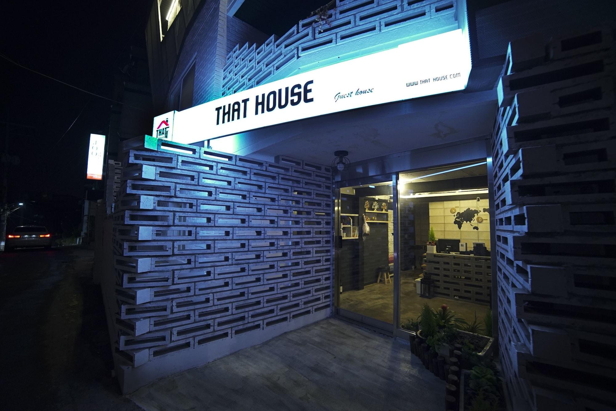Vista Exterior THAT House - Hostel