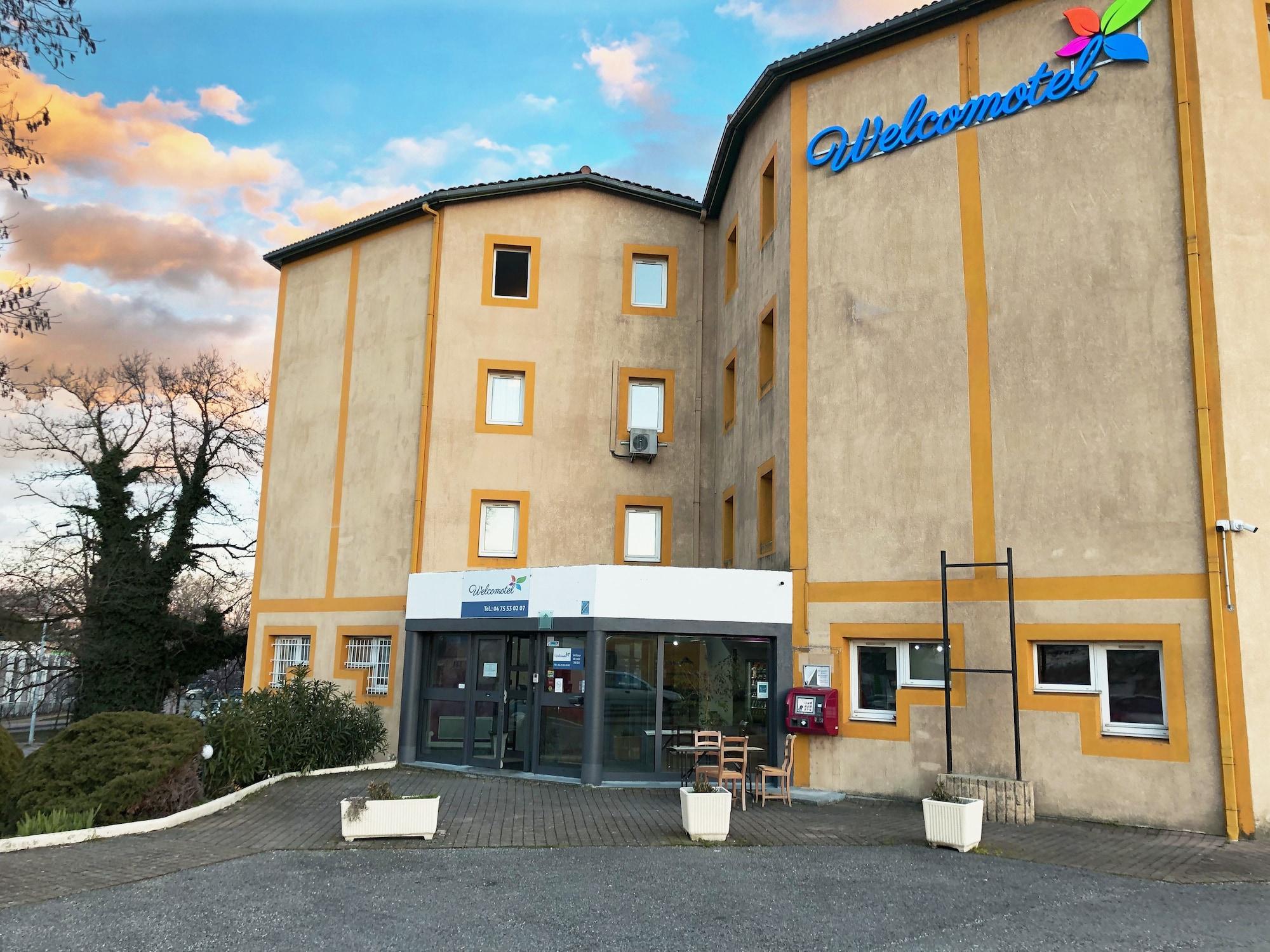 Vista Exterior Welcomotel Montelimar