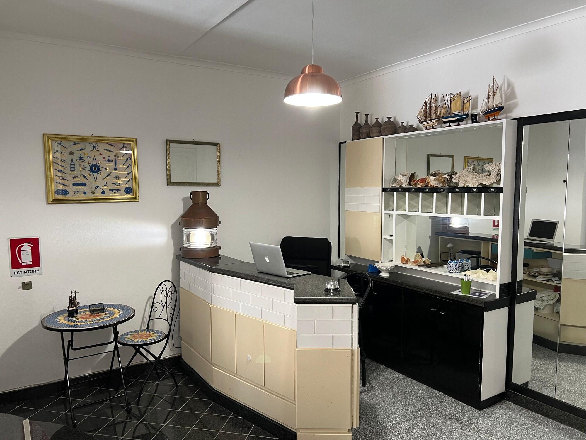 Vista Lobby Hotel Minerva