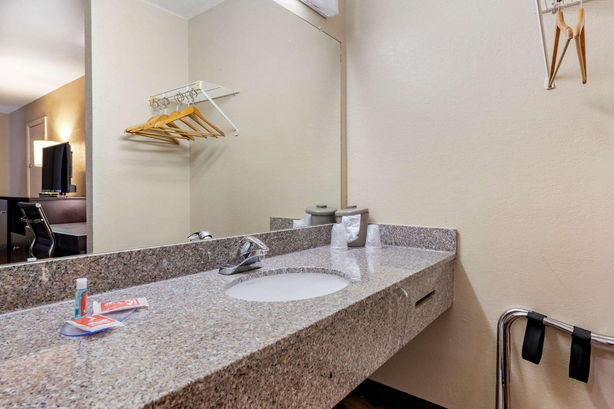 Equipamiento de Habitación Econo Lodge Sebring