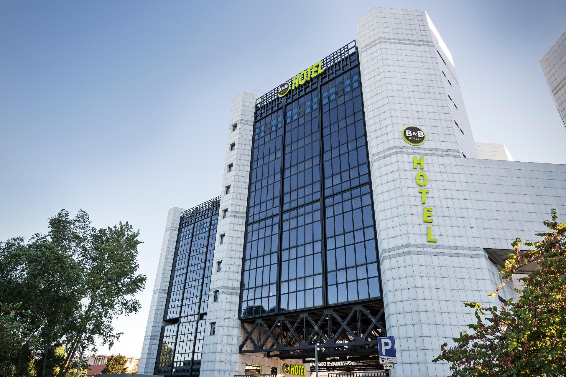 Vista Exterior B&B Hotel Milano Cenisio Garibaldi