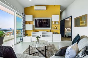 Renta temporal - Dog-friendly Ocean View Penthouse & Studio With a Full Kitchen & Kitchenette