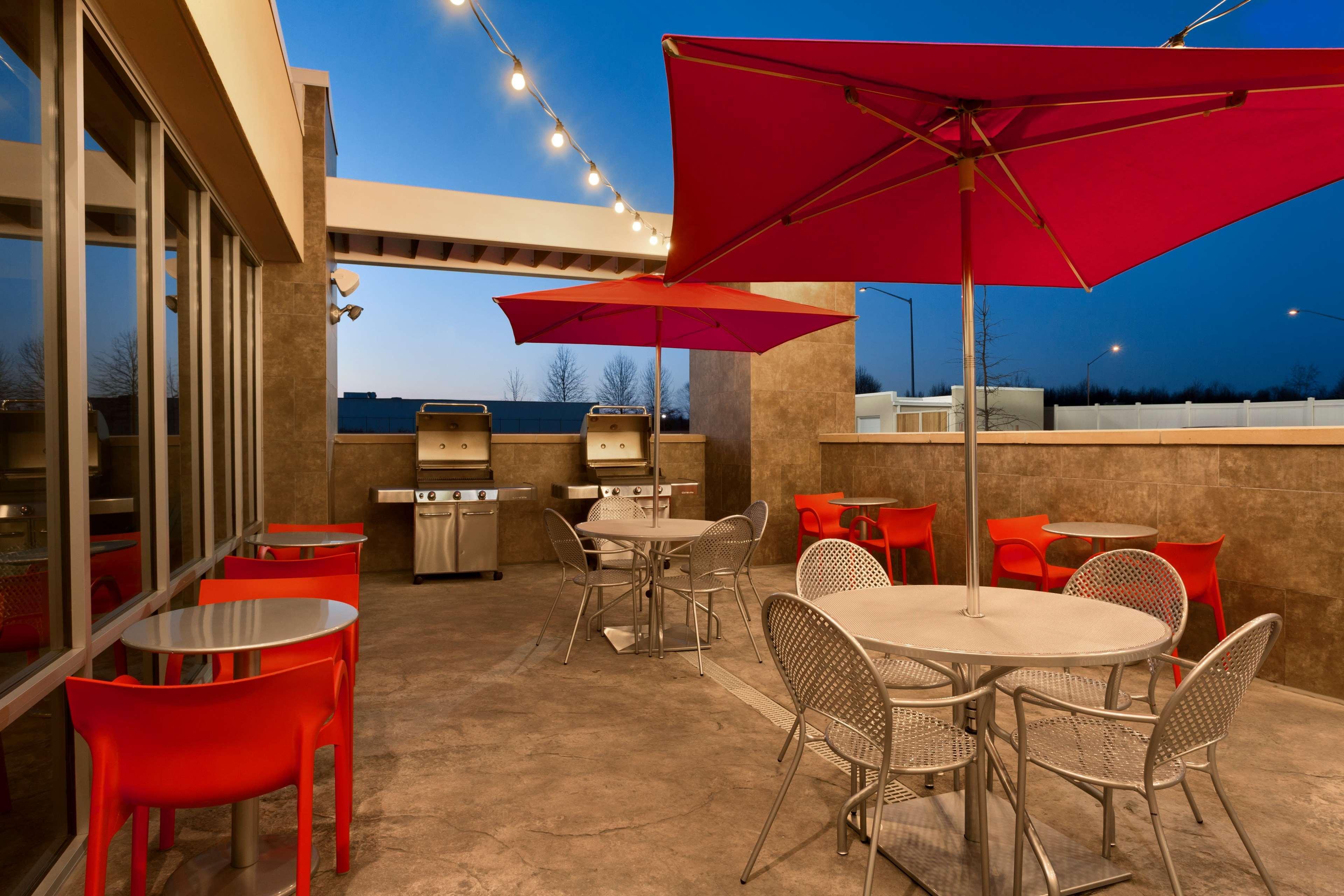 Restaurant Home2 Suites by Hilton Baltimore / Aberdeen, MD