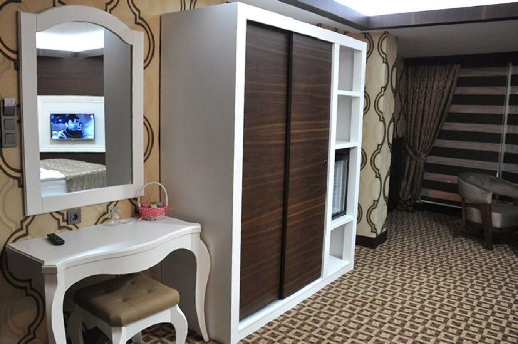 Set de Habitación Alemdar Otel