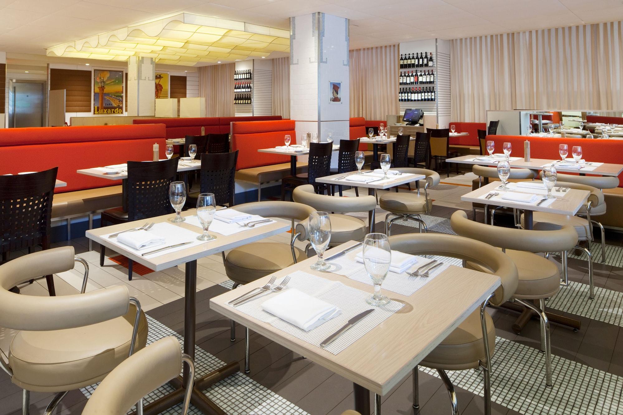 Restaurant NEW YORKER BY LOTTE HOTELS
